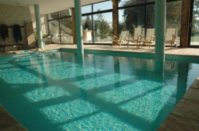 Hotels in Clermont-Les-Fermes